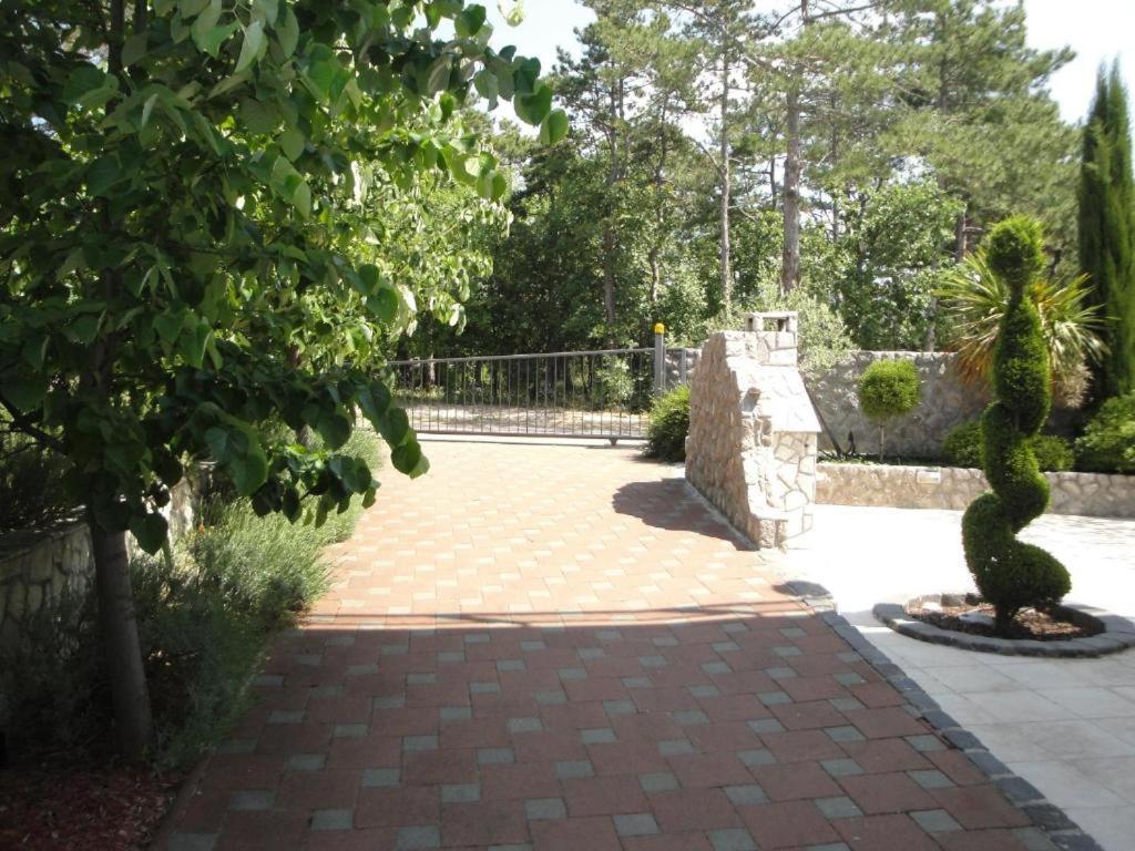 Apartmani Zec Šilo Εξωτερικό φωτογραφία