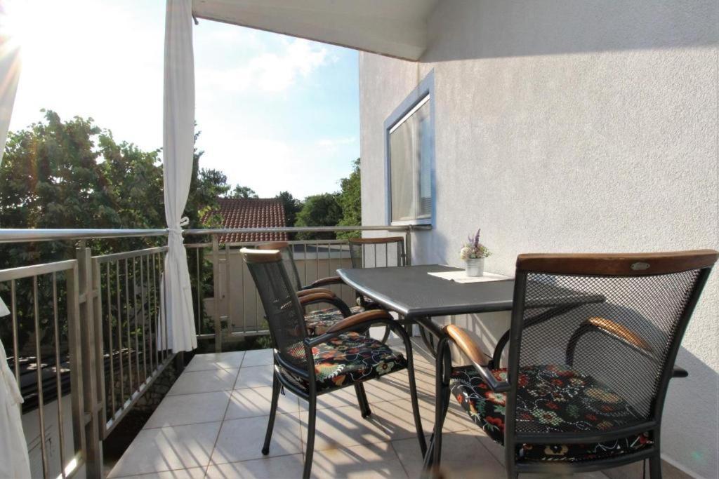 Apartmani Zec Šilo Εξωτερικό φωτογραφία