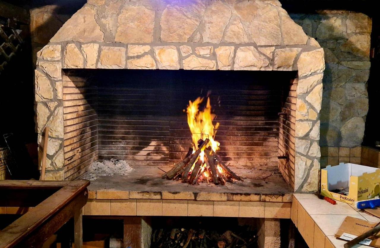 Apartmani Zec Šilo Εξωτερικό φωτογραφία