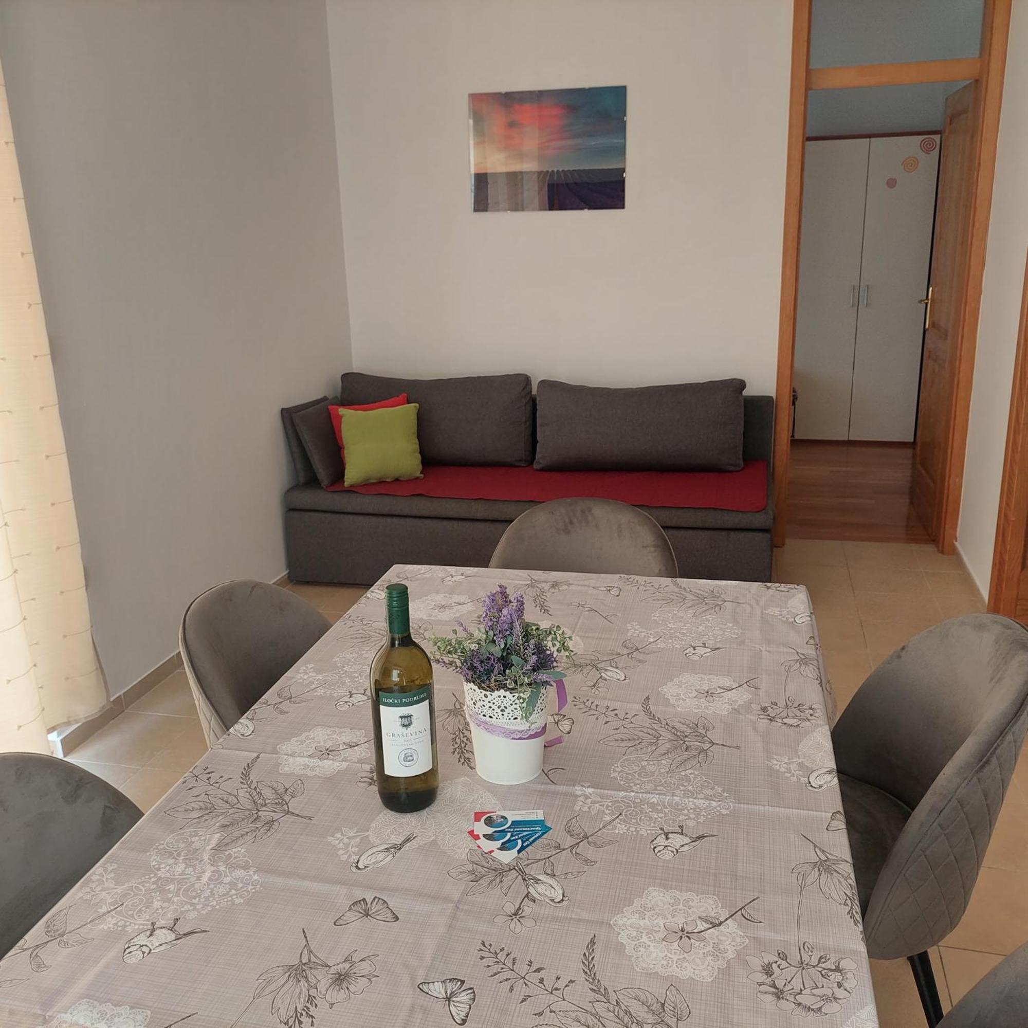 Apartmani Zec Šilo Εξωτερικό φωτογραφία